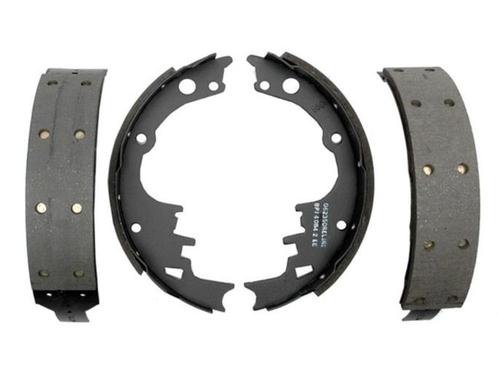 Chevrolet Camaro set remschoenen 1967-1981, Auto-onderdelen, Remmen en Aandrijving, Amerikaanse onderdelen, Oldtimer onderdelen