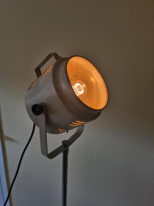 Vintage industriële lamp / spotlight, Huis en Inrichting, Lampen | Vloerlampen, Gebruikt, Ophalen