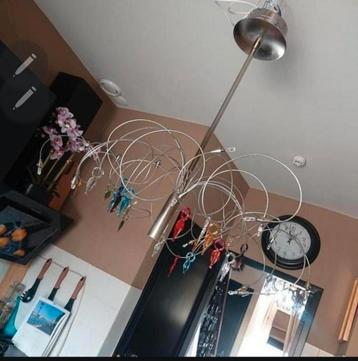 Design kroonluchter met gekleurde murano hangers  beschikbaar voor biedingen