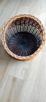 Te koop rieten honden/kattenmand, Dieren en Toebehoren, Ophalen, Zo goed als nieuw, Riet