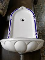 Fonteintje met hoge achterkant, serie royal blue, halfontein, Ophalen, Zo goed als nieuw, Overige typen