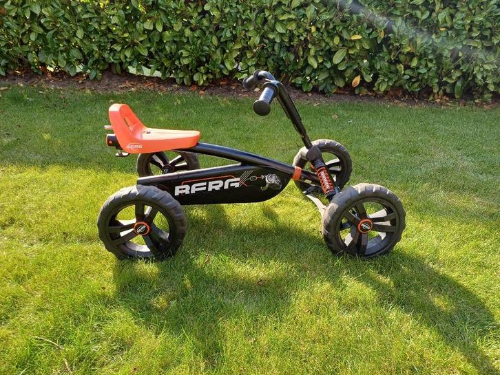 BERG Buzzy Galaxy Skelter met kar - Zwart/Oranje, Kinderen en Baby's, Speelgoed | Buiten | Skelters, Zo goed als nieuw, Berg, Met kar of aanhanger