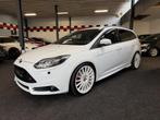 Ford Focus Wagon 2.0 EcoBoost ST-3, Auto's, Euro 5, 4 cilinders, Wit, Handgeschakeld