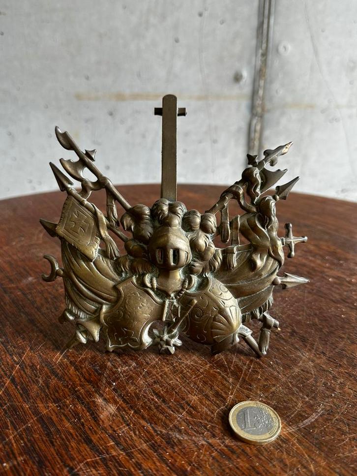Messing ridderornament – wanddecoratie én vrijstaand, Antiek en Kunst, Antiek | Koper en Brons, Ophalen of Verzenden