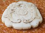 Mooi antiek Oosters jade amulet met draken 6,3 cm., Antiek en Kunst, Ophalen of Verzenden