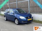 Volkswagen Polo 1.4-16V SPORTLINE NAP/NWE APK/NETTE AUTO/LM, Voorwielaandrijving, Gebruikt, 4 cilinders, Blauw