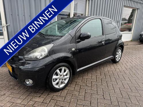 Toyota Aygo 1.0-12V Dynamic Navigator (bj 2011), Auto's, Toyota, Bedrijf, Te koop, Aygo, ABS, Airbags, Airconditioning, Alarm