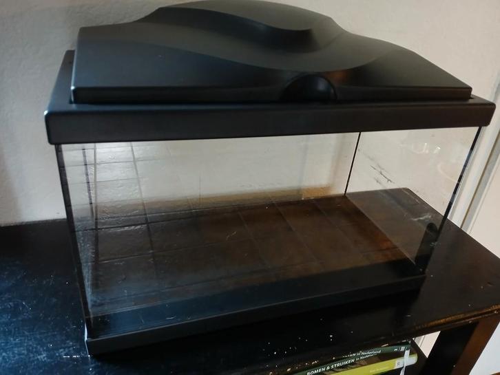 Klein aquarium/ broedstoof, Dieren en Toebehoren, Vissen | Aquaria en Toebehoren, Gebruikt, Leeg aquarium, Ophalen