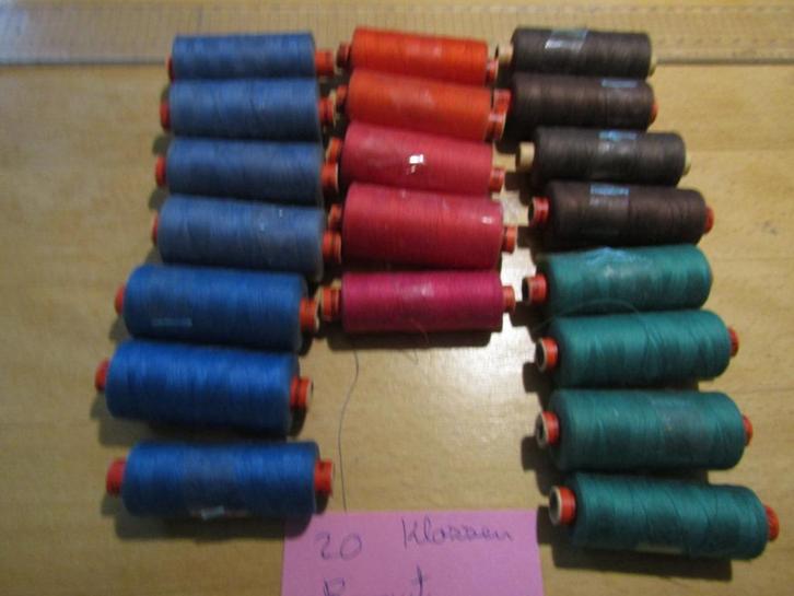 20 grote klossen Rasant /Ackermann naaimachine garen, Hobby en Vrije tijd, Naaien en Fournituren, Nieuw, Garen of Naald(en), Ophalen