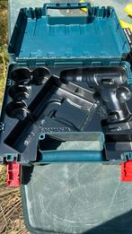 Bosch 12 v case + charger, Doe-het-zelf en Verbouw, Gereedschap | Boormachines, Ophalen of Verzenden, Zo goed als nieuw, 600 watt of meer
