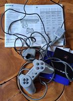 Playstation 2 met 2 controllers en videocamera, Gebruikt, Zwart, Met games, Met 2 controllers