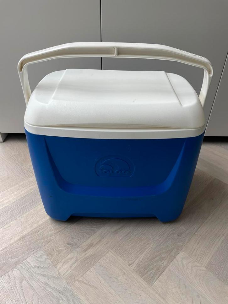 IGLOO koelbox, 26 ltr, Caravans en Kamperen, Koelboxen, Zo goed als nieuw, Koelelement, Ophalen