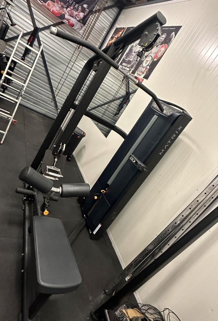 Sportschool machines van panatta /Matrix, Sport en Fitness, Fitnessmaterialen, Zo goed als nieuw, Overige typen, Ophalen