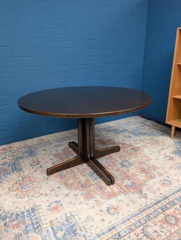 Vintage ronde eettafel, Thonet, jaren 60 beschikbaar voor biedingen