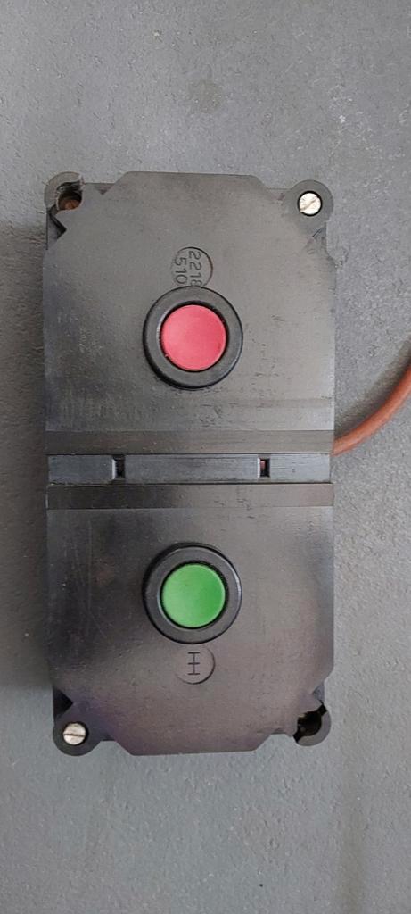 Groepenkast onderdelen voornamelijk Hazemijer., Doe-het-zelf en Verbouw, Elektra en Kabels, Gebruikt, Overige typen, Ophalen of Verzenden