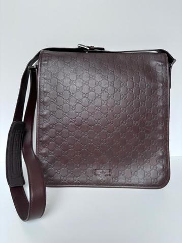 GUCCI Bruin monogram HEREN/DAMES messenger crossbody bag tas beschikbaar voor biedingen