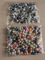 2 bags of waxed glass beads, Ophalen of Verzenden, Zo goed als nieuw, Kraal