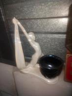 Vintage Art Deco Dame met Schaal, Ophalen of Verzenden