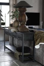 Sidetable landelijk stroer zwarte sober strak chique, Nieuw, 150 tot 200 cm, Landelijk stoer sober chiqeu hotel sfeer, Ophalen