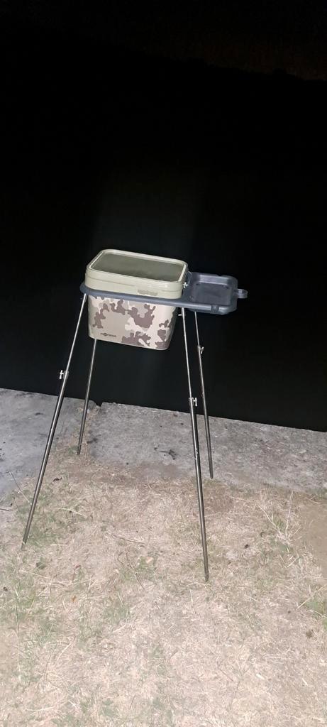 Karper material , cradle , spomb station , rodpod, Watersport en Boten, Hengelsport | Karpervissen, Zo goed als nieuw, Ophalen of Verzenden