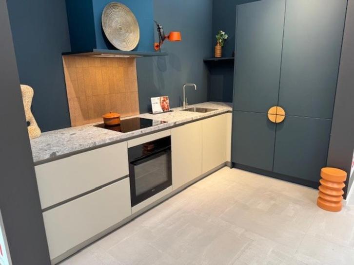 Complete greeploze keuken incl. apparatuur € 4.250,- !!, Huis en Inrichting, Keuken | Complete keukens, Nieuw, Hoekkeuken, Overige kleuren