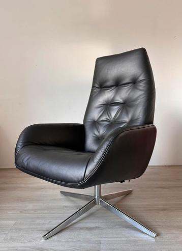 Montel design fauteuil beschikbaar voor biedingen