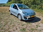 Renault Twingo 1.2 16V 2010 Grijs Nieuwe Apk, 839 kg, Zwart, 4 cilinders, 4 stoelen