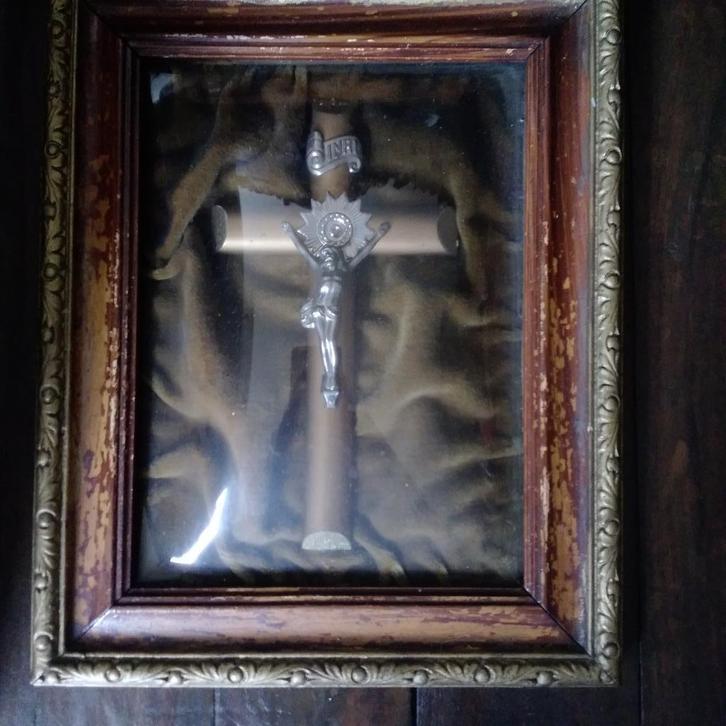 Oud religieus kader met gebogen glas, Antiek en Kunst, Curiosa en Brocante, Verzenden