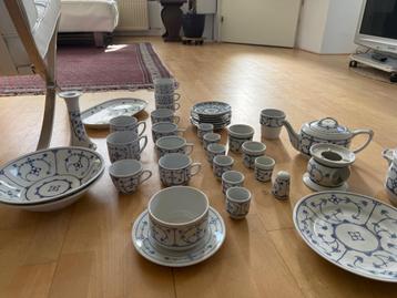 Servies Blauw Saks’  beschikbaar voor biedingen