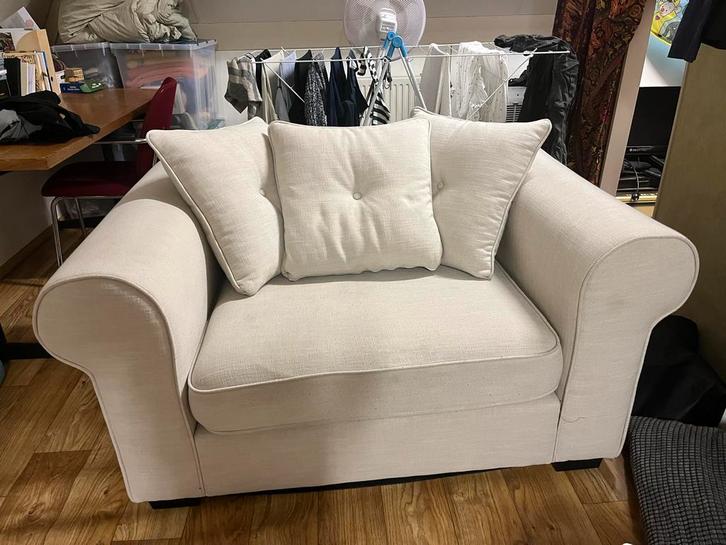 Mooie Loveseat - Comfortabel en Stijlvol!, Huis en Inrichting, Fauteuils, Zo goed als nieuw, Stof, 75 tot 100 cm, Ophalen