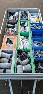 Partij PVC Koppelingen - Ophalen, Ophalen, Bochten, Pvc, Zo goed als nieuw