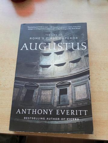 Augustus - Anthony Everitt beschikbaar voor biedingen