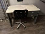 Bureau + stoel, Ophalen, Zo goed als nieuw, Bureau