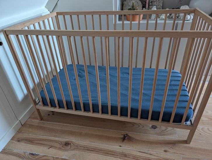 Houten Ledikant Sniglar Ikea, Kinderen en Baby's, Babywiegjes en Ledikanten, Zo goed als nieuw, Ledikant, Ophalen