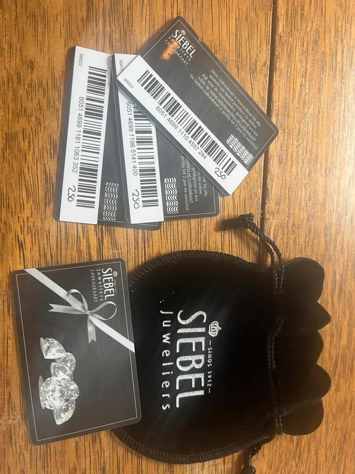 Siebel juwelier cadeaukaarten €839,-, Tickets en Kaartjes, Kortingen en Cadeaubonnen, Eén persoon, Warenhuis- of Winkelbon, Cadeaubon