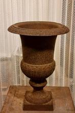 💥   Zware vazen gietijzer
             "Louvre" hoog 33cm, Ophalen