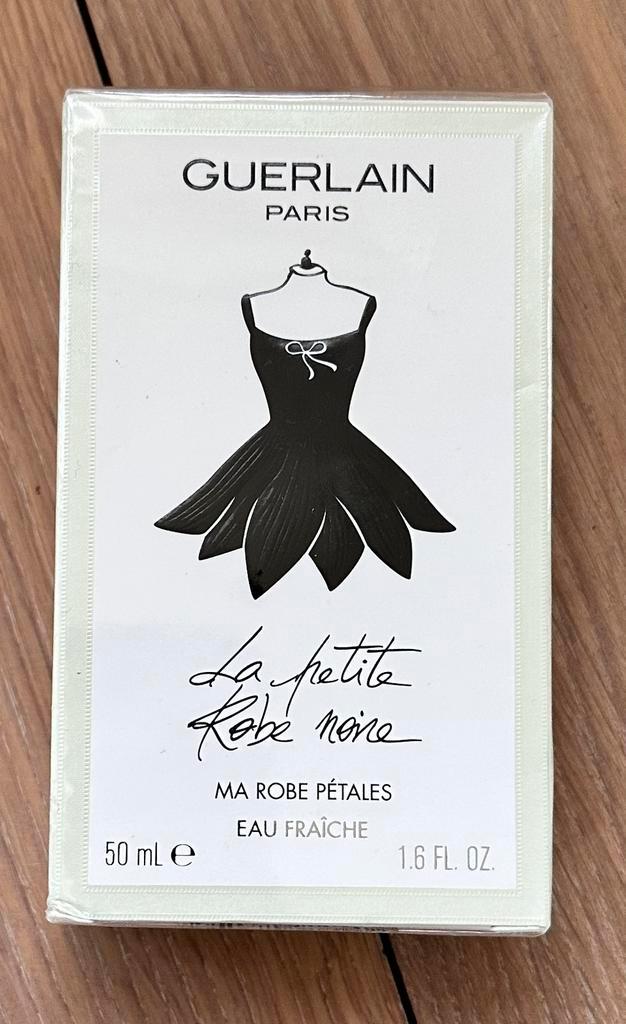 Nieuw van Guerlain: La Petite Robe Noire - Ma Robe Petales, Sieraden, Tassen en Uiterlijk, Uiterlijk | Parfum, Nieuw, Ophalen of Verzenden