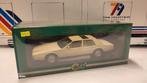 Cult Scale Models Aston Martin Lagonda Crème, Hobby en Vrije tijd, Modelauto's | 1:18, Overige merken, Auto, Ophalen of Verzenden