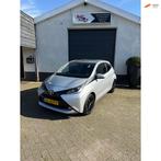 Toyota Aygo 1.0 VVT-i x-play, Euro 5, Gebruikt, 4 stoelen, Origineel Nederlands