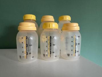 6 Medela flesjes beschikbaar voor biedingen