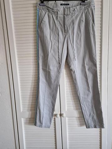 Broek Expresso maat 40 beschikbaar voor biedingen