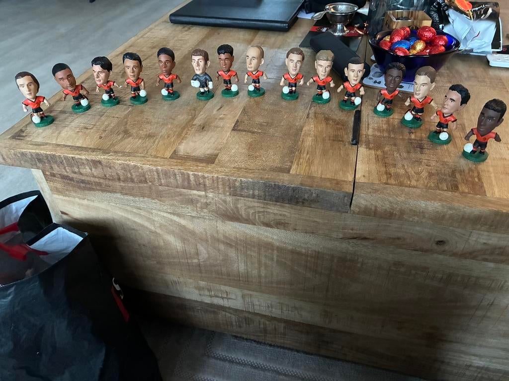 Nl elftal poppetjes, Verzamelen, Sportartikelen en Voetbal, Ophalen of Verzenden, Zo goed als nieuw, Overige binnenlandse clubs