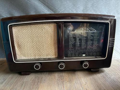 Antieke Blaupunkt radio, omgebouwd naar Bluetooth., Antiek en Kunst, Antiek | Tv's en Audio, Ophalen of Verzenden