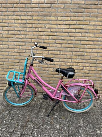 Damesfiets kinderfiets inclusief slot met 1 sleutel beschikbaar voor biedingen