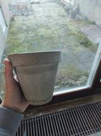 Betonnen Bloempot - Gebruikt, Ophalen, Tuin, Gebruikt, Minder dan 30 cm