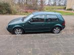 Volkswagen Golf 2.3 V5 110KW 1999 Groen, Auto's, Volkswagen, Voorwielaandrijving, Stof, Zwart, 150 pk