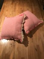 2 leuke roze kussens maat 40 x 40 cm, Ophalen of Verzenden