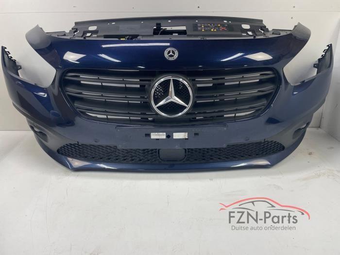 Mercedes-Benz Citan A420 Facelift Voorbumper 6 PDC Led Mistl, Auto-onderdelen, Carrosserie en Plaatwerk, Bumper, Voor, Gebruikt