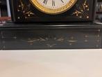Antieke mantelklok met gouden details, Antiek en Kunst, Antiek | Klokken, Ophalen of Verzenden