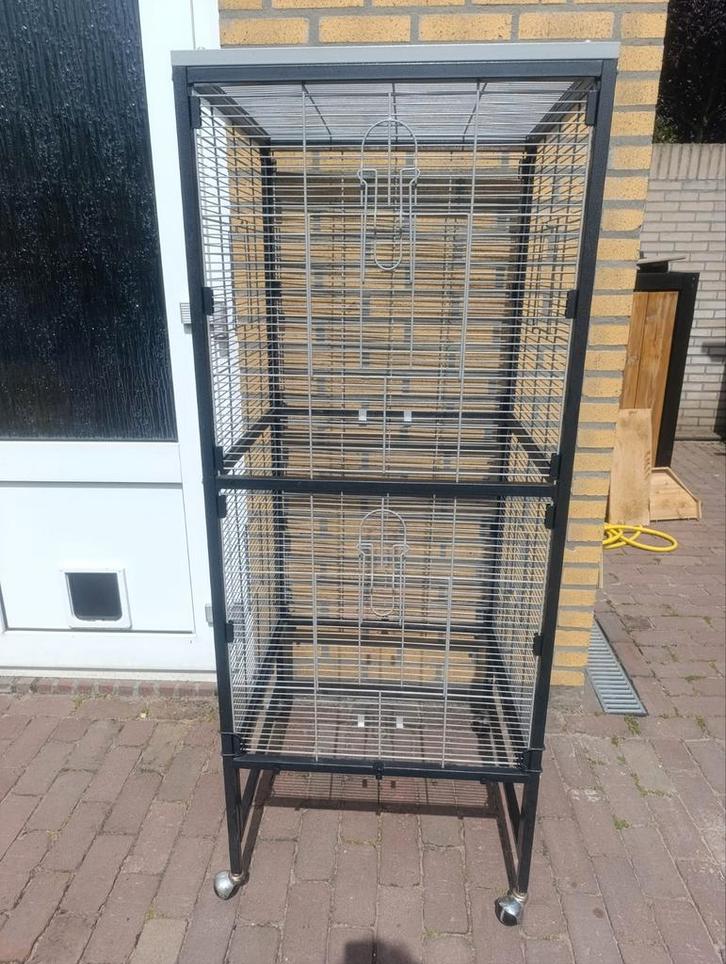 Montana/Topmast Paradiso 60, Dieren en Toebehoren, Vogels | Hokken en Kooien, Gebruikt, Vogelkooi, Metaal, Ophalen